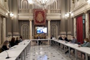 El Ayuntamiento de València aborda la situación de las industrias culturales y creativas con las asociaciones profesionales del sector