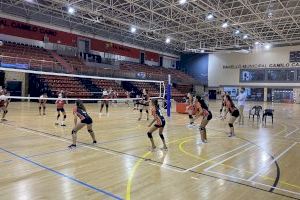 El Voleibol La Nucía pierde sus tres partidos ligueros