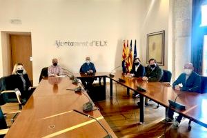 El Ayuntamiento se reúne con la nueva Junta Directiva de la Asociación Hostelería de Elche para impulsar la campaña navideña