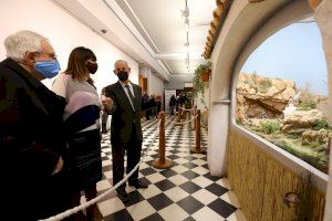 La Exposición de Belenes de la Diputación de Alicante rinde homenaje a los tradicionales riurau de La Marina