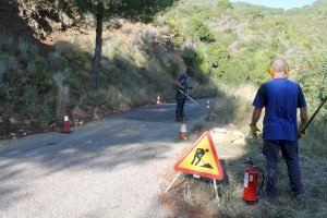Benicàssim fa tasques de manteniment a la urbanització El Refugio