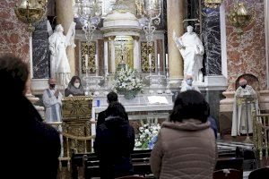 El cardenal Cañizares, a los jóvenes en la vigilia de la Inmaculada: “María nos enseña en la pandemia que Dios está con nosotros y nos ama irrevocablemente sin volverse atrás”