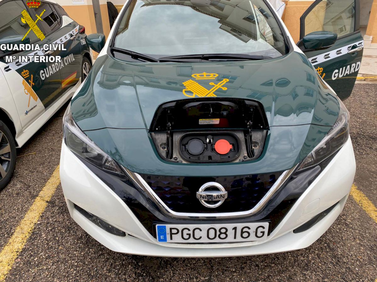 NISSAN Leaf (2023) guardia civil españa spain police NISSAN Leaf (2023) guardia civil españa spain police