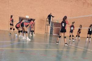 El Infantil del Voleibol La Nucía gana en Villena