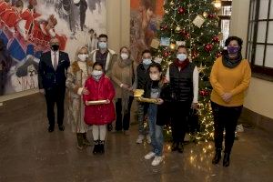 La Diputación de Castellón hace entrega de los premios del concurso provincial de postales navideñas - (foto 3)