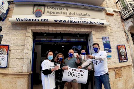 L'alegria té nom de Grau de Gandia: bany de 56 milions d'euros amb el segon premi