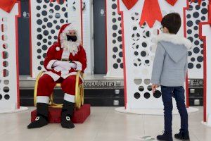 Onda se llena de magia e ilusión con la visita adaptada a la Covid-19 de Papá Noel