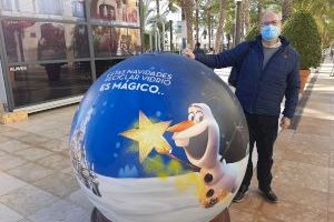 El Ayuntamiento de Alicante y Ecovidrio promueven el reciclaje de vidrio entre los más pequeños con iglús tematizados de Disney