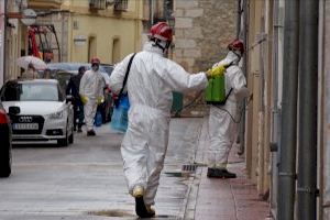 Los bomberos de Castellón realizaron 608 desinfecciones contra el covid en pueblos y pedanías de la provincia