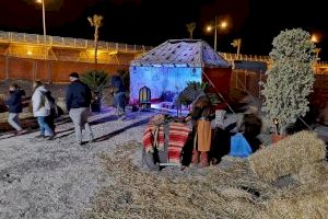 El campamento de los Reyes Magos en el puerto de Torrevieja ya ha recibido a más de cinco mil visitantes