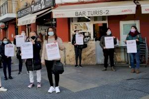 Trabajadores de 100 Montaditos en Valencia denuncian que llevan sin cobrar desde agosto