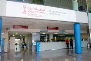 El Hospital de la Ribera vuelve a la normalidad tras un colapso “puntual"
