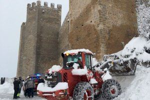 Refuerzan en Castellón el dispositivo para abrir accesos a las zonas cubiertas de nieve