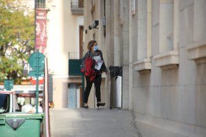 La Comunitat frega el centenar de morts en un sol dia i suma 4.664 nous casos