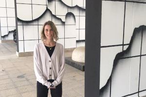 Rebeca Zurru gana el II Premio MªJosé Jové con un ensayo basado en 5 años de rehabilitación, a través del arte, del infarto cerebral de su madre