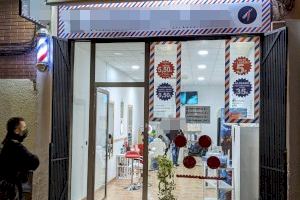 Clausuran y denuncian a un local de Alicante que trabajaba sin licencia e incumpliendo las normas del COVID-19 Clausuran y denuncian a un local de Alicante que trabajaba sin licencia e incumpliendo las normas del COVID-19