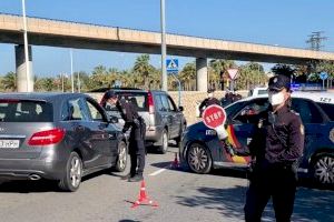 43 denunciados en Alcoi por incumplir el confinamiento perimetral tras el aumento de la vigilancia de la Policía Nacional