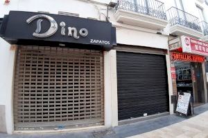 “Esto es la ruina, o nos llegan las ayudas en menos de un mes o más del 60% de los comercios de Gandia cerrarán” - (foto 9)