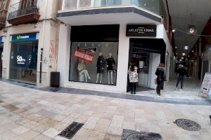“Esto es la ruina, o nos llegan las ayudas en menos de un mes o más del 60% de los comercios de Gandia cerrarán” - (foto 5)