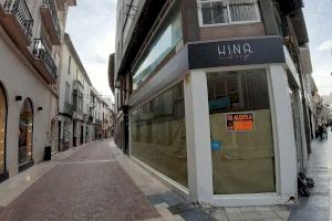“Esto es la ruina, o nos llegan las ayudas en menos de un mes o más del 60% de los comercios de Gandia cerrarán” - (foto 4)