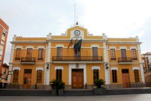 El Ayuntamiento de Burjassot está elaborando un listado con los comercios hosteleros que dan servicio de recogida en local o envío a domicilio de comida