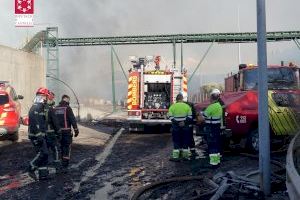 Complicada jornada en Castellón por el fuerte viento y un incendio en Onda