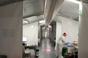 Coronavirus: L'hospital de campanya de Castelló rep els primers pacients - (foto 2)