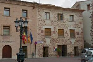 Detenido por robar casi 17.000 euros haciéndose pasar por su exjefe, un vecino de Vilafamés