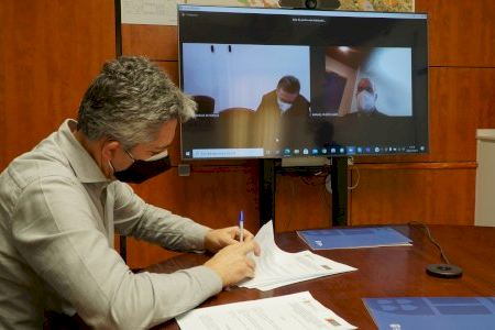 La Pobla de Vallbona y el Colegio Notarial firman un convenio para facilitar el pago de impuestos