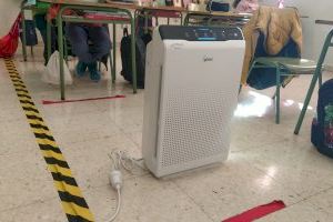 Petrer instala más de 300 purificadores de aire en los centros educativos