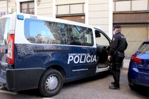 Ola de estafas con la vacuna del covid en residencias de mayores de Valencia