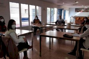 La Concejalía de Derechos Sociales e Igualdad se reúne con los institutos para tratar temas de prevención y violencia de género