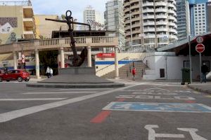 Espacio Público avanza en la poda de todo el arbolado de Benidorm