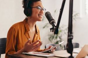 La Asociación de Radios Universitarias celebra el Día Mundial de la Radio con actividades especiales