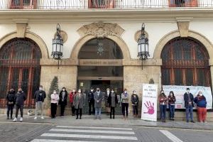 Sagunto guarda un minuto de silencio en señal de condena y repulsa por los presuntos asesinatos machistas ocurridos en Majadahonda y Sestao