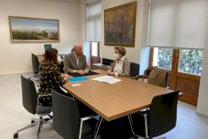 Caixa Rural Burriana renueva su colaboración con Cáritas para ayudar a la residencia de ancianos - (foto 3) Caixa Rural Burriana renueva su colaboración con Cáritas para ayudar a la residencia de ancianos - (foto 3)