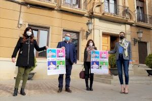 Elda se suma a los actos del Día Mundial de las Enfermedades Raras iluminando de color morado la fachada del Ayuntamiento