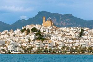 El Ayuntamiento de Altea comunica que ya se han publicado las bases de las ayudas Paréntesis