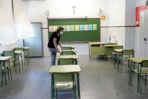 Clase de un colegio de Valencia. Archivo