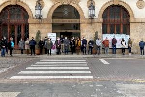 Sagunto guarda un minuto de silencio en señal de condena y repulsa por el presunto asesinato machista ocurrido en Torrejón de Ardoz