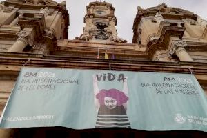 Ribó defiende el 8M como “un día reivindicativo para avanzar hacia la igualdad real y acabar con las discriminaciones que todavía sufren las mujeres”