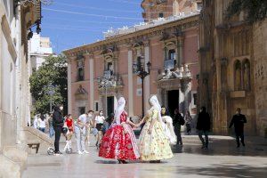 “En Valencia hace tiempo y hay ambiente de fallas, a pesar de no haberlas”