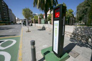 ¿Dónde puedo cargar mi vehículo eléctrico en Gandia?