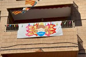 El Perelló pone en circulación 3.700 euros con la campaña de fallas para ayudar al comercio y hostelería local