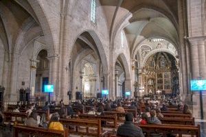 El movimiento “Hakuna” ofrece, en la Catedral de Valencia, el concierto “Pasión” que representa una Vía Crucis a través de la música - (foto 3)