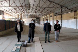 Los estudiantes de l’Alcora y la comarca preparan un gran mural cerámico con el proyecto “La Fábrica de Ideas”