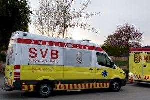 Ferit un jove de 18 anys després de xocar amb la seua moto contra un cotxe a Alfafar