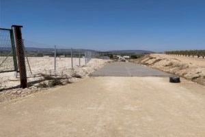 El Ayuntamiento de Montaverner continua con las actuaciones de asfaltado en los caminos rurales del municipio gracias a una subvención de la Conselleria de Agricultura de 147.168,62 euros