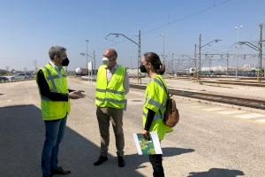 Obras Públicas inicia un estudio para definir las actuaciones de la Generalitat para impulsar el transporte ferroviario de mercancías