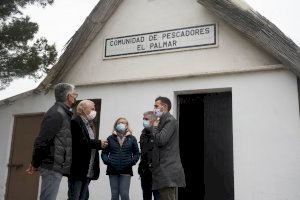 L’Ajuntament replanta i poda l’arbrat dels carrers Jesuset de l’Hort i Crist de la Salut del Palmar - (foto 2) L’Ajuntament replanta i poda l’arbrat dels carrers Jesuset de l’Hort i Crist de la Salut del Palmar - (foto 2)